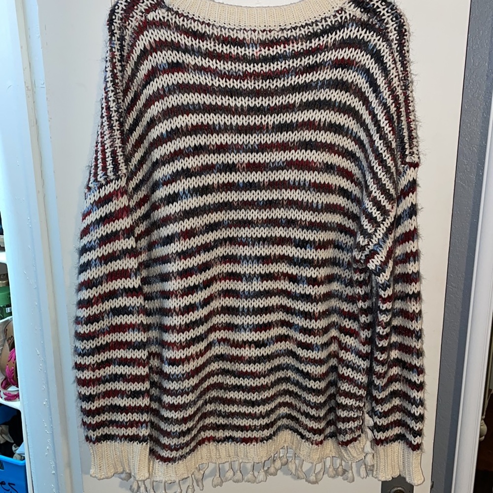 Sweater - Picture 4 of 6